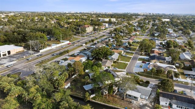 5017 STOLLS AVENUE, Tampa, FL 33615