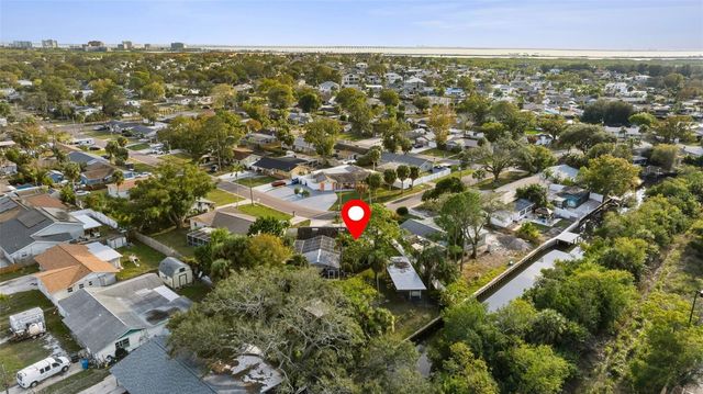 5017 STOLLS AVENUE, Tampa, FL 33615