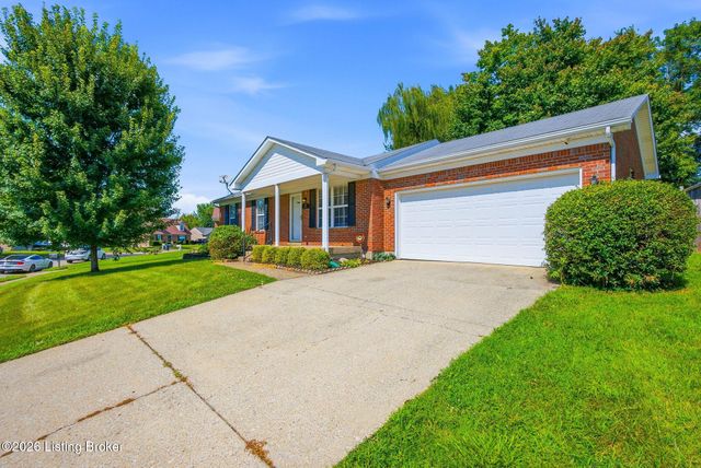 3107 Pine Trace Ct, Louisville, KY 40272