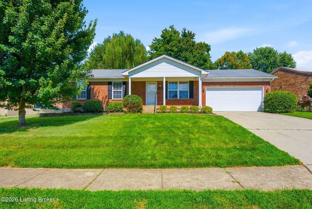 3107 Pine Trace Ct, Louisville, KY 40272