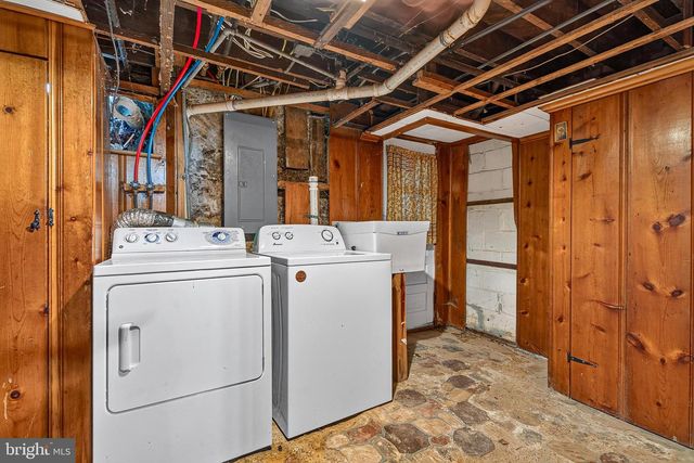 3805 8TH ST, Baltimore, MD 21225