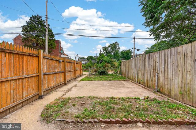 3805 8TH ST, Baltimore, MD 21225