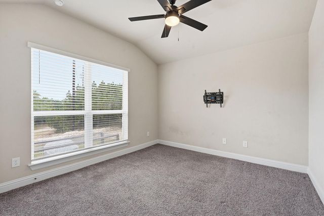 21204 Diamond CV, Lago Vista, TX 78645