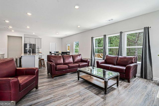 279 Persian Ivy Way, Dallas, GA 30132