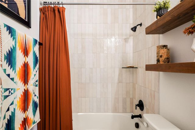 296 Running Bird RD, Austin, TX 78737