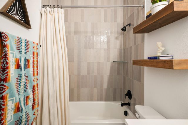 296 Running Bird RD, Austin, TX 78737