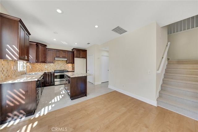 53 Boulder Creek Way, Irvine, CA 92602