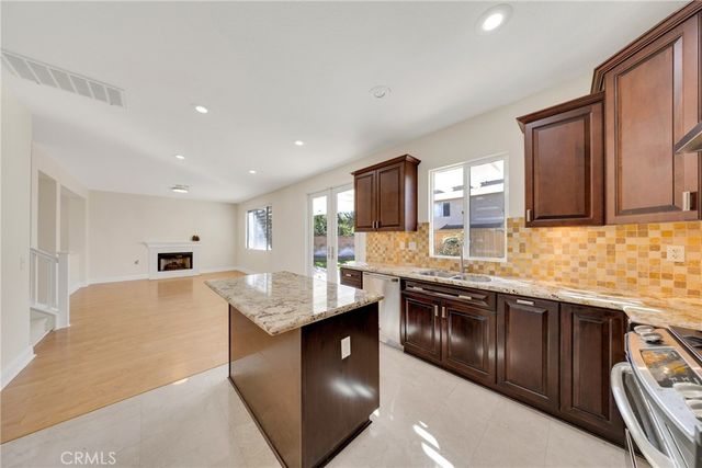 53 Boulder Creek Way, Irvine, CA 92602