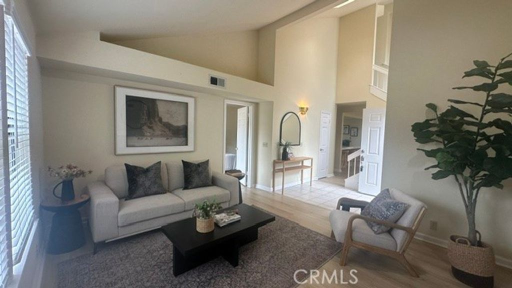 Image 4 of property listing at 256 Via San Blas, San Luis Obispo, CA 93401