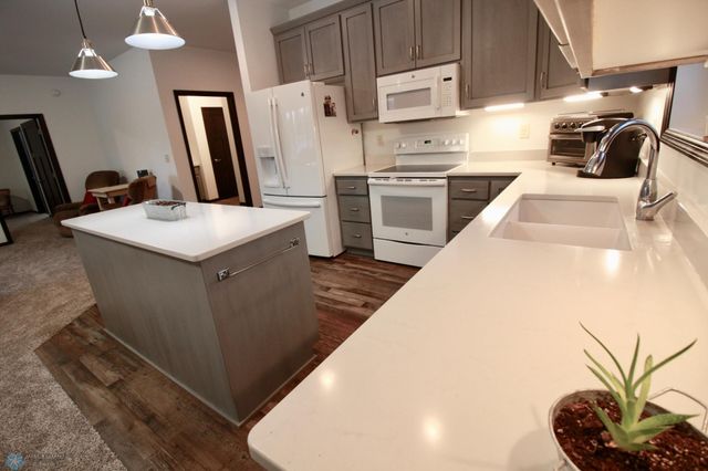 112 Dakota Drive, Hankinson, ND 58041