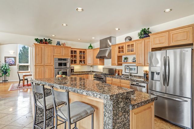10421 Eagle Rock Avenue NE, Albuquerque, NM 87122