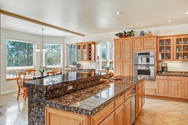 10421 Eagle Rock Avenue NE, Albuquerque, NM 87122