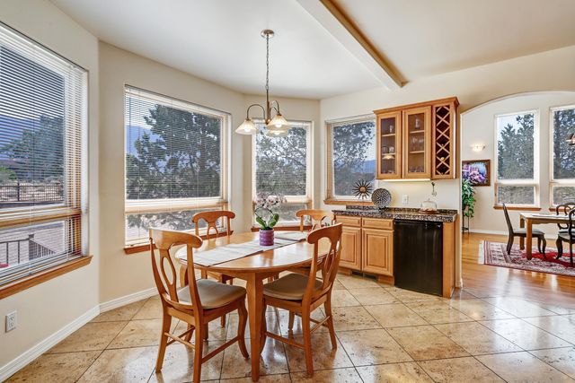 10421 Eagle Rock Avenue NE, Albuquerque, NM 87122