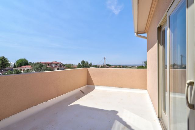 10421 Eagle Rock Avenue NE, Albuquerque, NM 87122