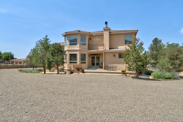 10421 Eagle Rock Avenue NE, Albuquerque, NM 87122