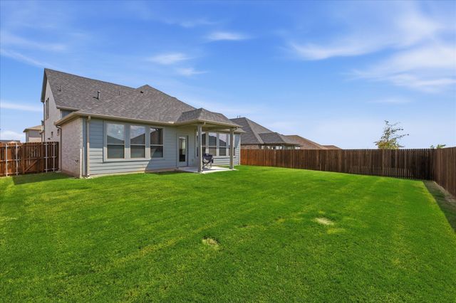 10533 Big Lagoon Drive, Fort Worth, TX 76179