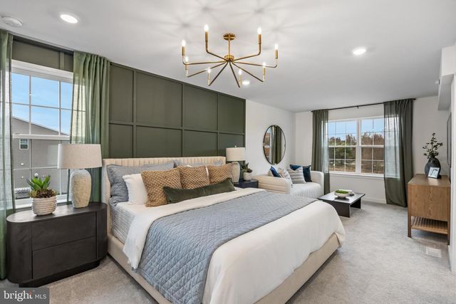 107 WEST END AVE, Hammonton, NJ 08037