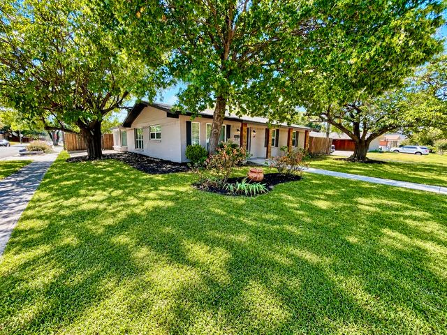 2976 Sundial Drive, Dallas, TX 75229