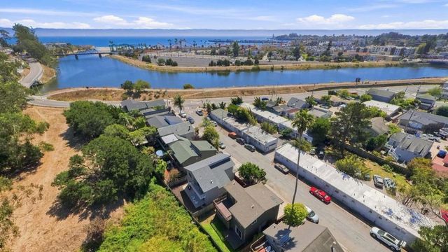 118 Jessie Street, Santa Cruz, CA 95060
