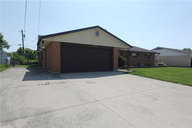 6338 Blue Ash Road, Butler Twp, OH 45414