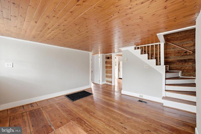 2042 BRUCETOWN RD, Clear Brook, VA 22624