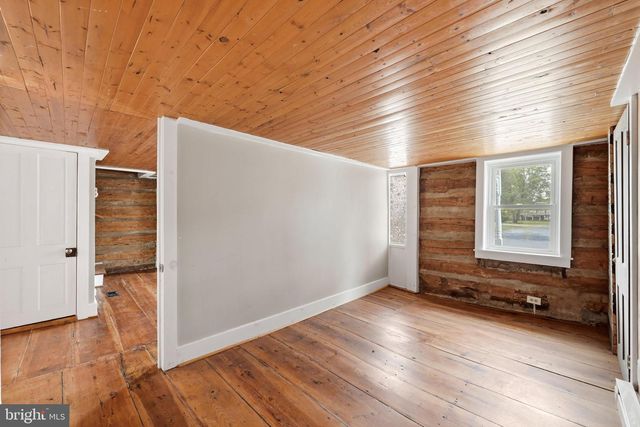 2042 BRUCETOWN RD, Clear Brook, VA 22624