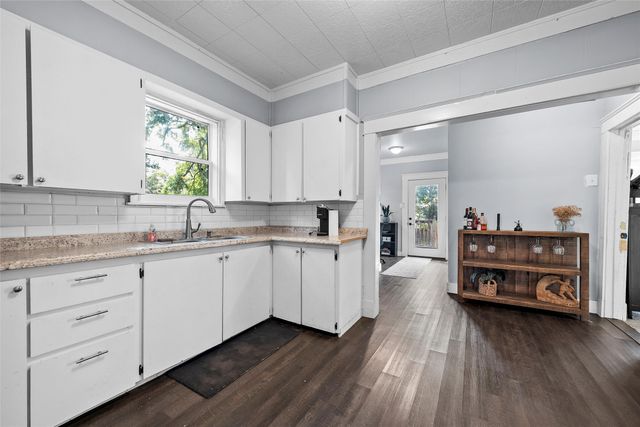 2920 Parrott Avenue, Waco, TX 76707