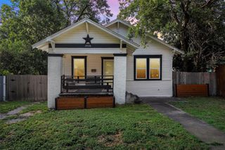 2920 Parrott Avenue, Waco, TX 76707