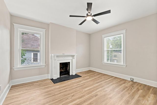 1860 Kinney Avenue, Cincinnati, OH 45207