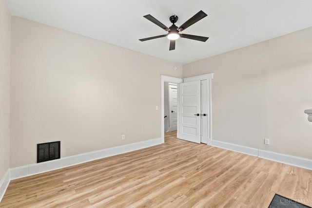 1860 Kinney Avenue, Cincinnati, OH 45207