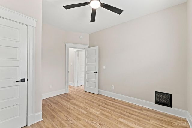 1860 Kinney Avenue, Cincinnati, OH 45207