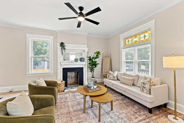 1860 Kinney Avenue, Cincinnati, OH 45207
