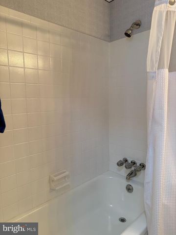 371 CHERRYWOOD DR, Clementon, NJ 08021