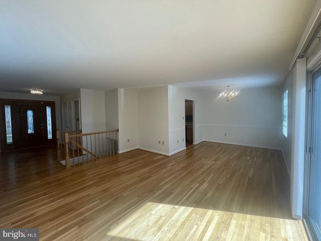 3905 FLAGSTONE TER, Alexandria, VA 22306