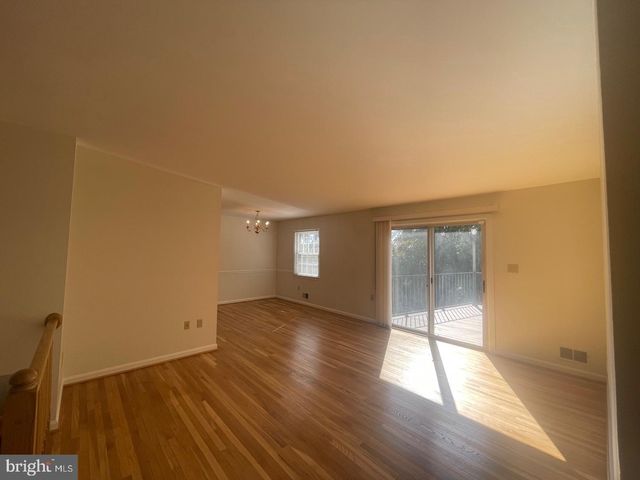 3905 FLAGSTONE TER, Alexandria, VA 22306