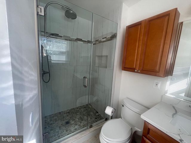 3905 FLAGSTONE TER, Alexandria, VA 22306