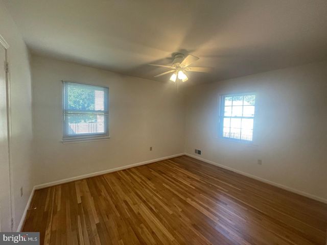 3905 FLAGSTONE TER, Alexandria, VA 22306