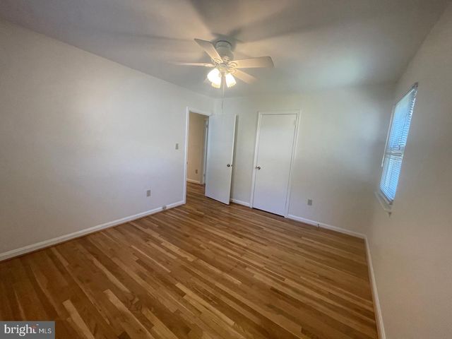 3905 FLAGSTONE TER, Alexandria, VA 22306