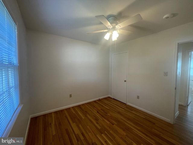 3905 FLAGSTONE TER, Alexandria, VA 22306