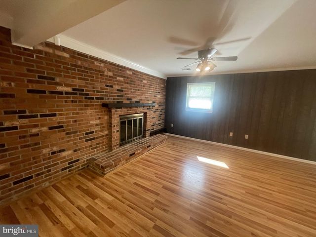 3905 FLAGSTONE TER, Alexandria, VA 22306