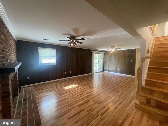 3905 FLAGSTONE TER, Alexandria, VA 22306