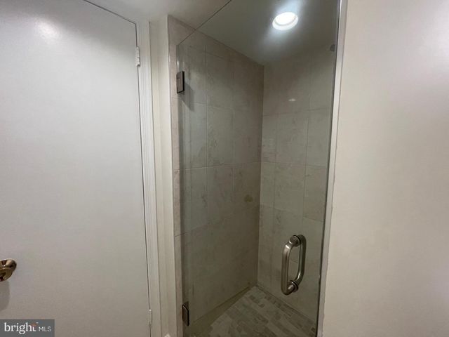 3905 FLAGSTONE TER, Alexandria, VA 22306