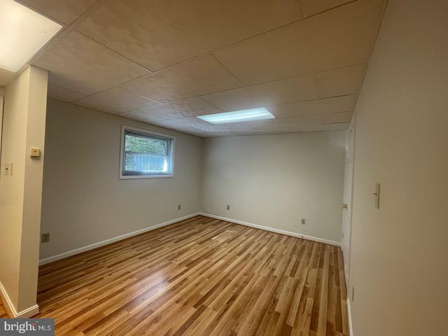 3905 FLAGSTONE TER, Alexandria, VA 22306