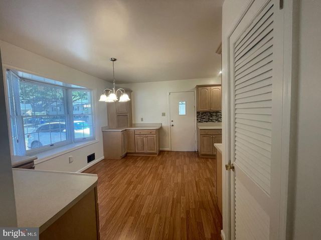 3905 FLAGSTONE TER, Alexandria, VA 22306