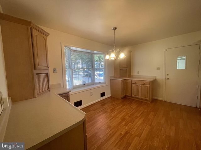 3905 FLAGSTONE TER, Alexandria, VA 22306