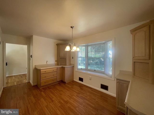 3905 FLAGSTONE TER, Alexandria, VA 22306