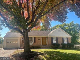 3905 FLAGSTONE TER, Alexandria, VA 22306