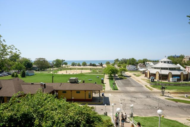 403 State Street 3, St. Joseph, MI 49085