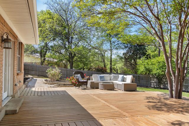 1016 Hummingbird Lane, Woodway, TX 76712