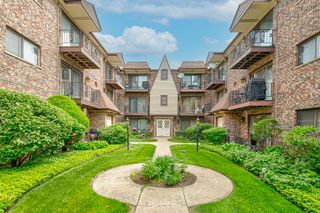 6451 N Northwest Highway C-2S, Chicago, IL 60631